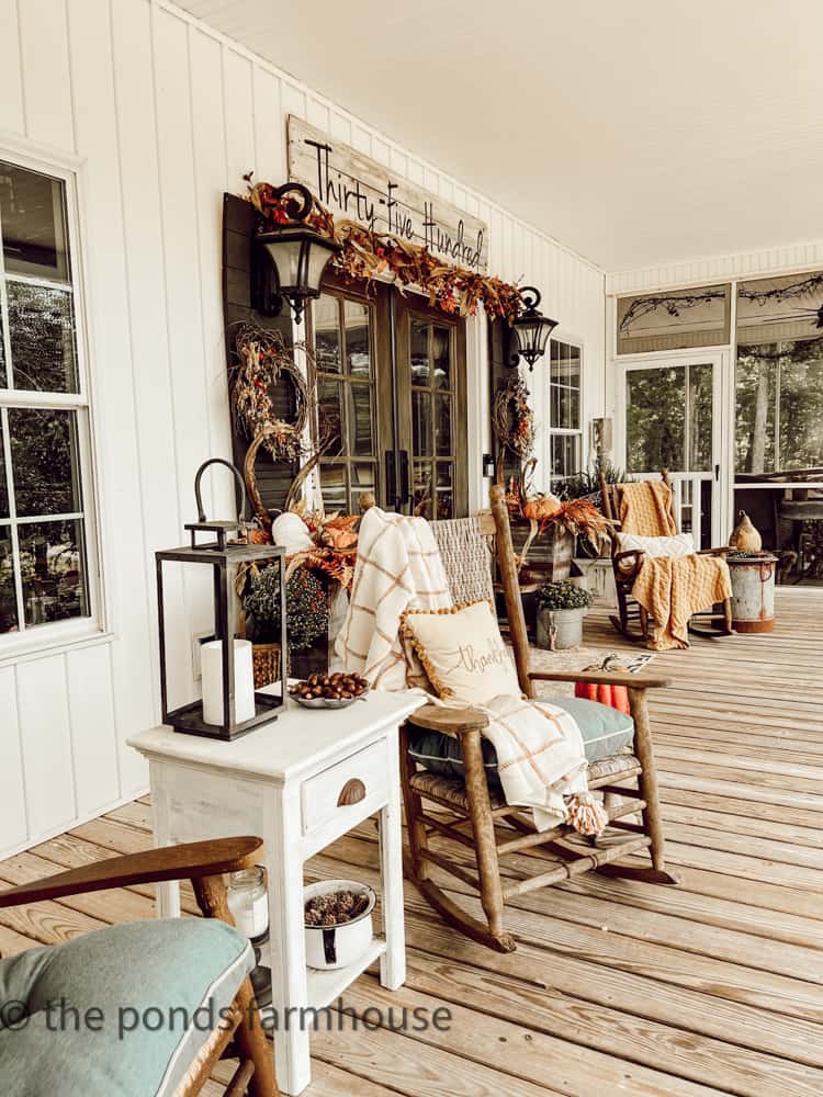 11 Best Cozy Front Porch Ideas for Fall Outdoor Seating Are