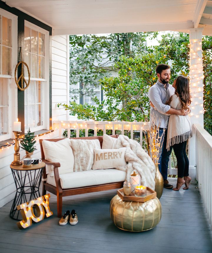 Cozy Front Porch For Christmas Eve 2015 - Haute Off The Rack .