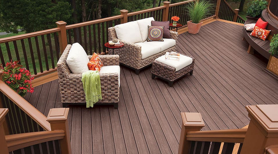 Composite Decking Colors: How to Pick the Perfect H