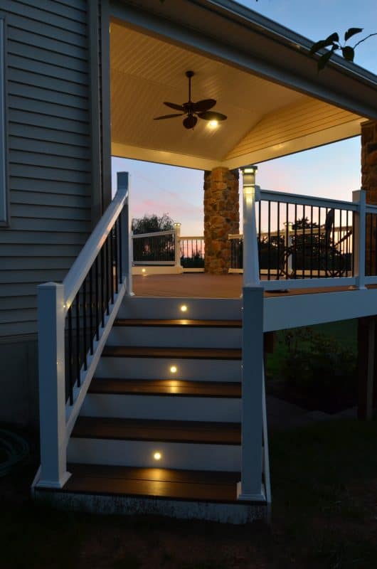 Choosing the Right Deck Lighting | Breyer Constructi