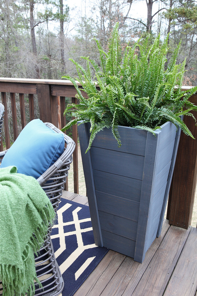 How To Build Your Own Tall Outdoor Planter Boxes - Bower Pow