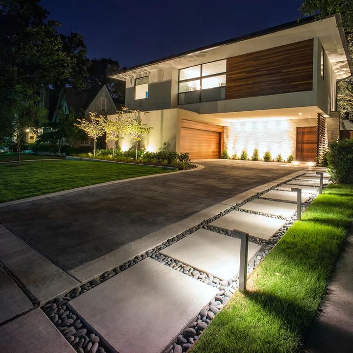 75 Modern Driveway Ideas You'll Love - May, 2024 | Modern .