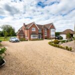 7 driveway ideas to improve the kerb appeal of your home - Beauxfo