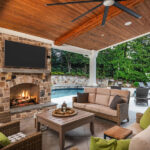 Open & Screened-In Porch Design Ideas in Woodstock,