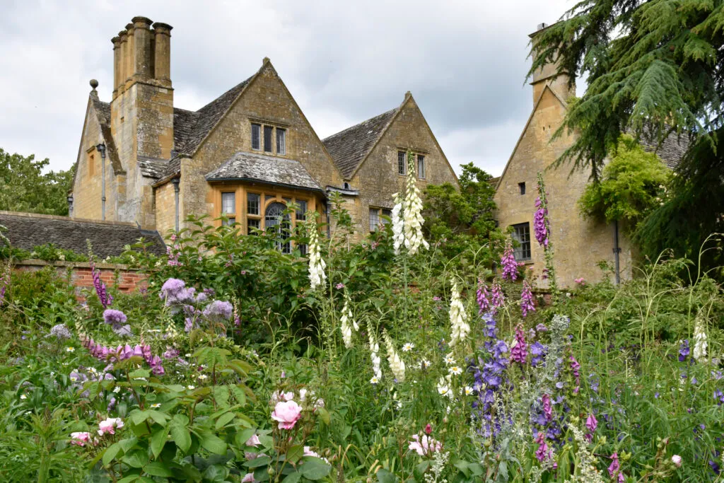 25 English gardens to visit - Gardens Illustrat