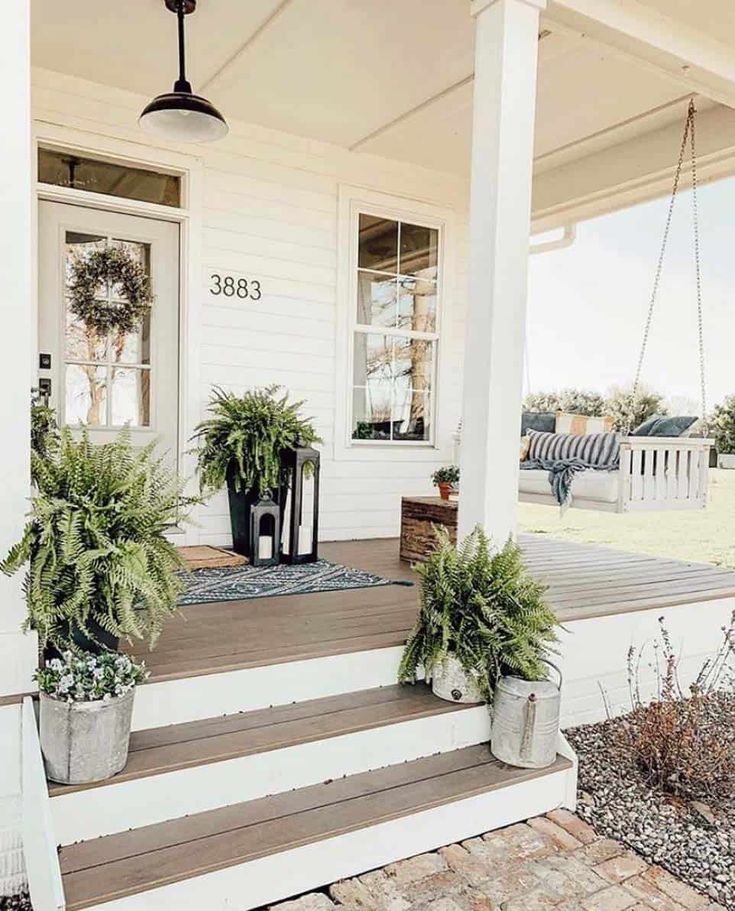 30 Gorgeous And Inviting Farmhouse Style Porch Decorating Ideas .