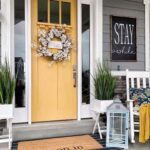 30 Gorgeous Farmhouse Style Porch Decorating Ide