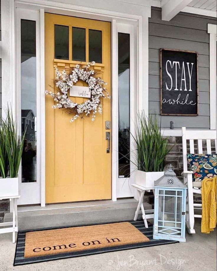 30 Gorgeous Farmhouse Style Porch Decorating Ide