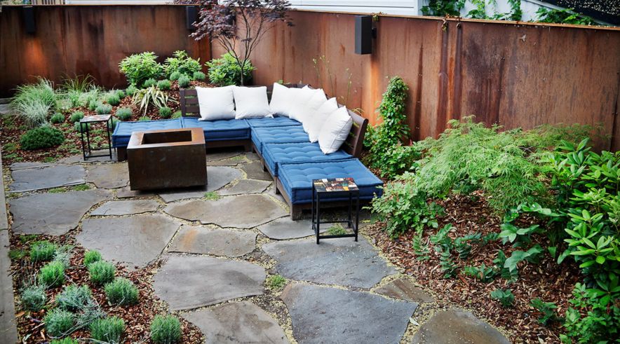 14 Flagstone Patio Ideas to Enhance Your Yard's Natural Beau