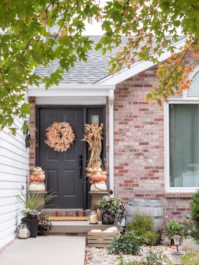 How To Decorate A Small Front Porch For Fall - Midwest Life and .