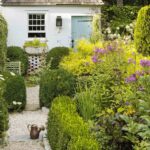 8 Best Cottage Garden Ideas - How to Create a Cottage Garden at Ho