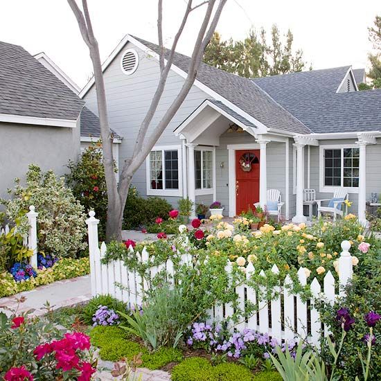 16 Front Yard Flower Bed Ideas for a Welcoming Entryway | Cottage .