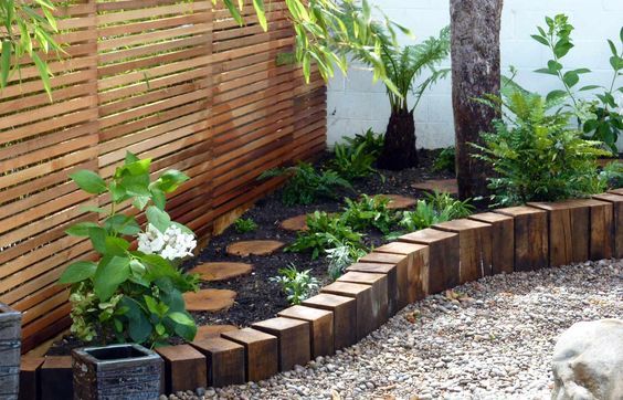 Wooden Garden Bed Edging Ide