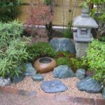 111 Gardening Ideas For Small Spaces | Small japanese garden, Zen .