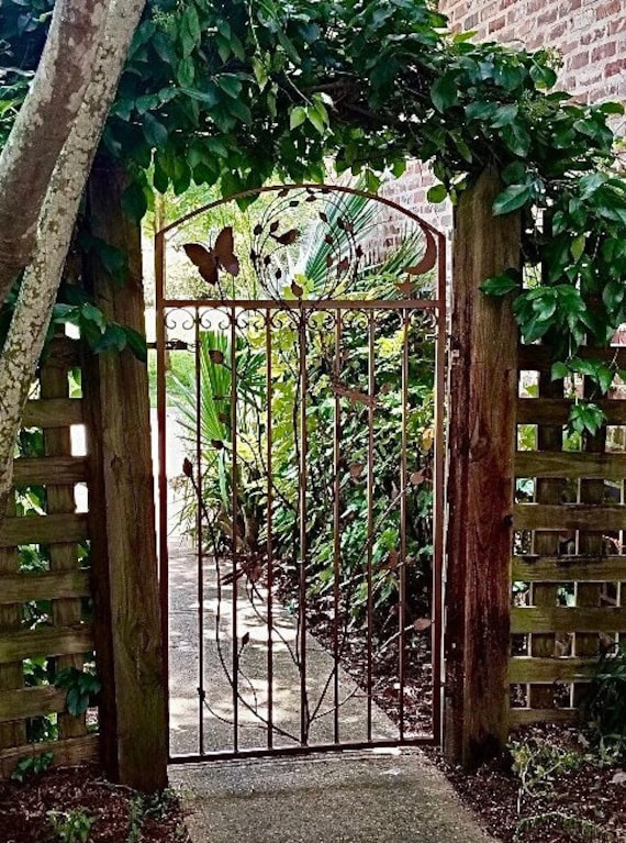 Iron Garden Gate, Woodland Gate, Nearly 6 Foot 70 Inch Tall - Et