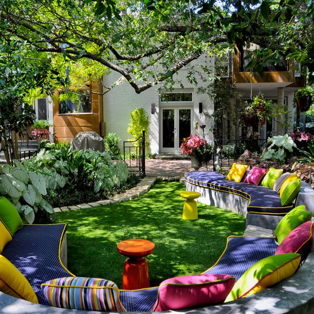 Beautiful Backyard Garden Ideas & Inspiration • The Garden Glo