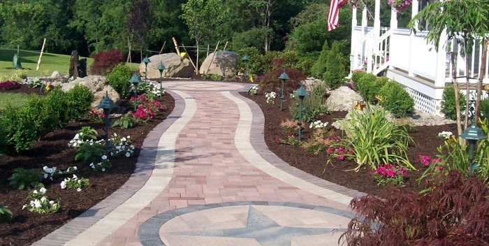 Garden Path & Walkway Ideas - Landscaping Netwo