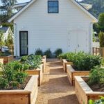 How to Make a SImple Garden Planter Box - raised bed garde