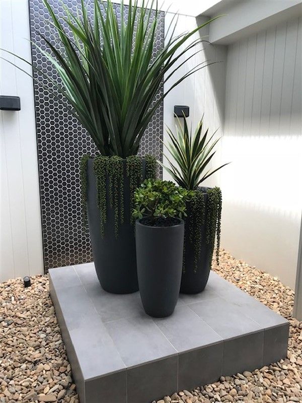 Big Concrete Planters: Modern Outdoor Pots | Potted plants outdoor .