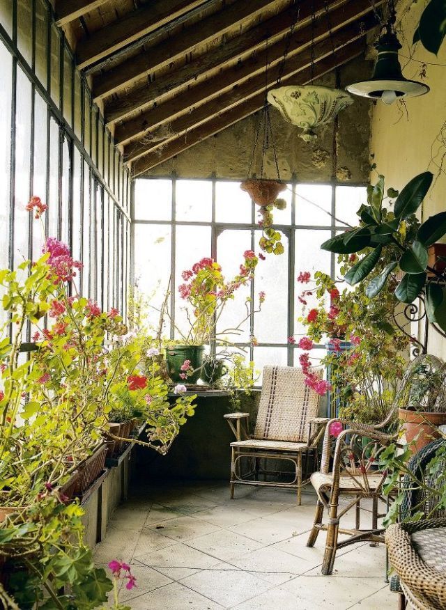 Garden Rooms: 25 Decorating Ideas To Bring The Outdoors