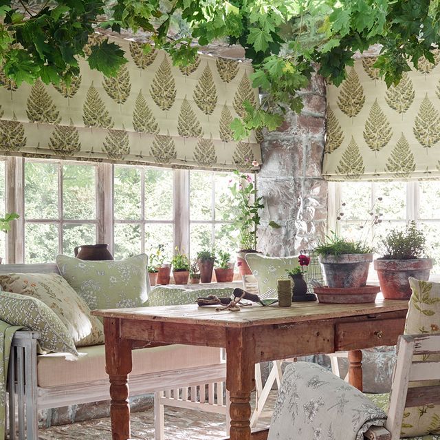 Garden Rooms: 25 Decorating Ideas To Bring The Outdoors