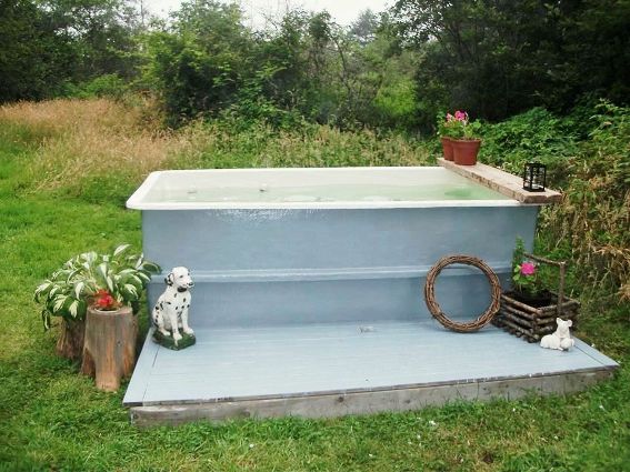 Bathing beauties, repurposing bathtubs in the garden | Flea Market .