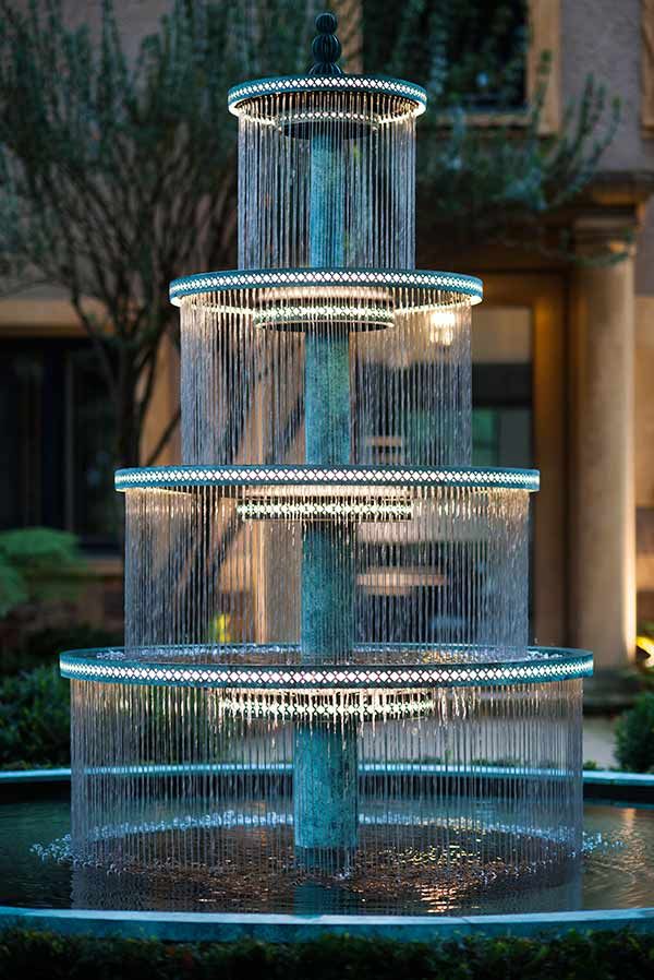 Large Outdoor Fountain with LED Lighting | Water fountain design .