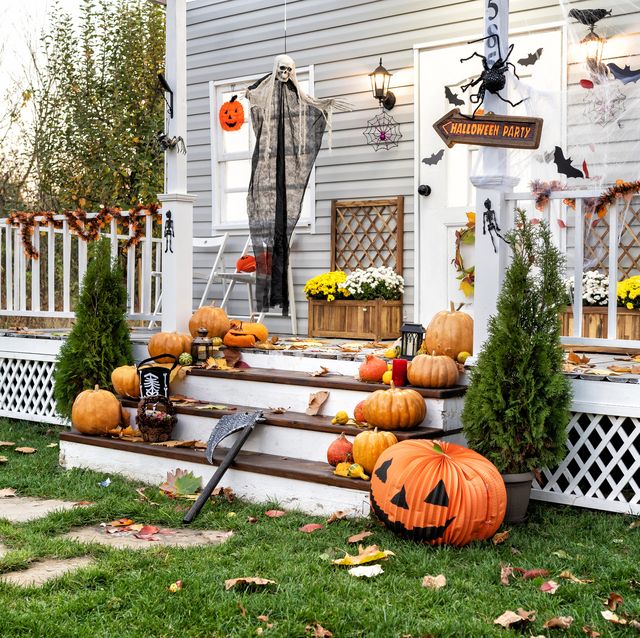 29 Halloween Porch Decor Ideas for 20