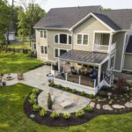 How to Landscape Around Your Deck: 4 Great Ide