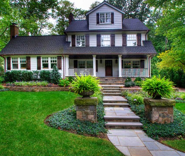 10 Instant Curb Appeal Landscaping Ideas on a Budget - Green Gold .