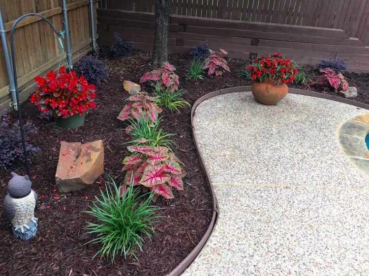 Flowerbed Landscaping | Ryno Lawn Care L