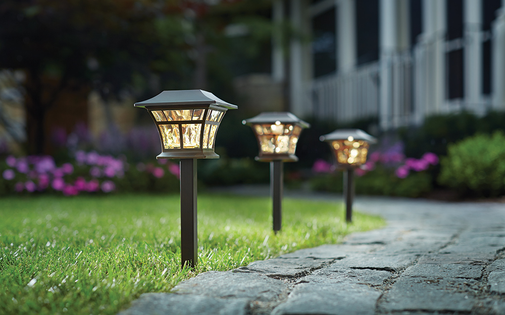 Landscape Lighting Ideas for Your Front and Backyard - The Home Dep