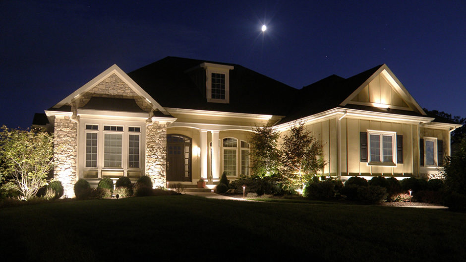 The Benefits of Landscape Lighting | Weber Murphy F