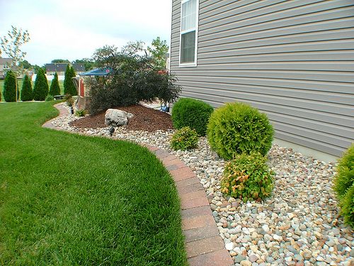 Landscaping Ideas for Side of Hou