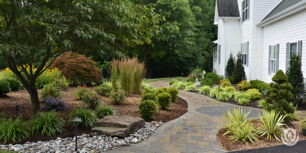 Low Maintenance Landscaping Tips - LiveWell Outdoo