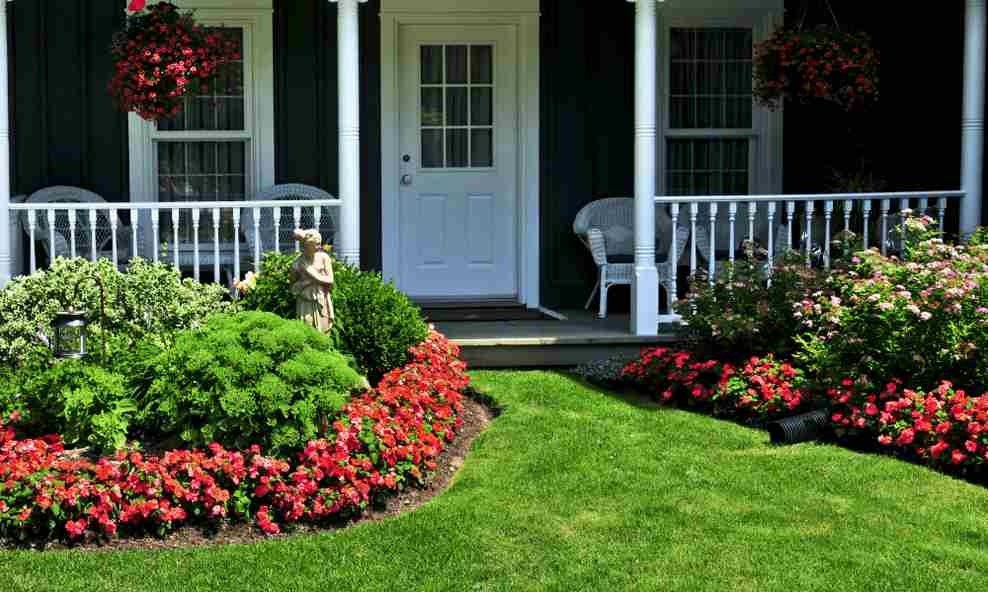 3 Ideas for Low-Maintenance Front Yard Landscape Design .