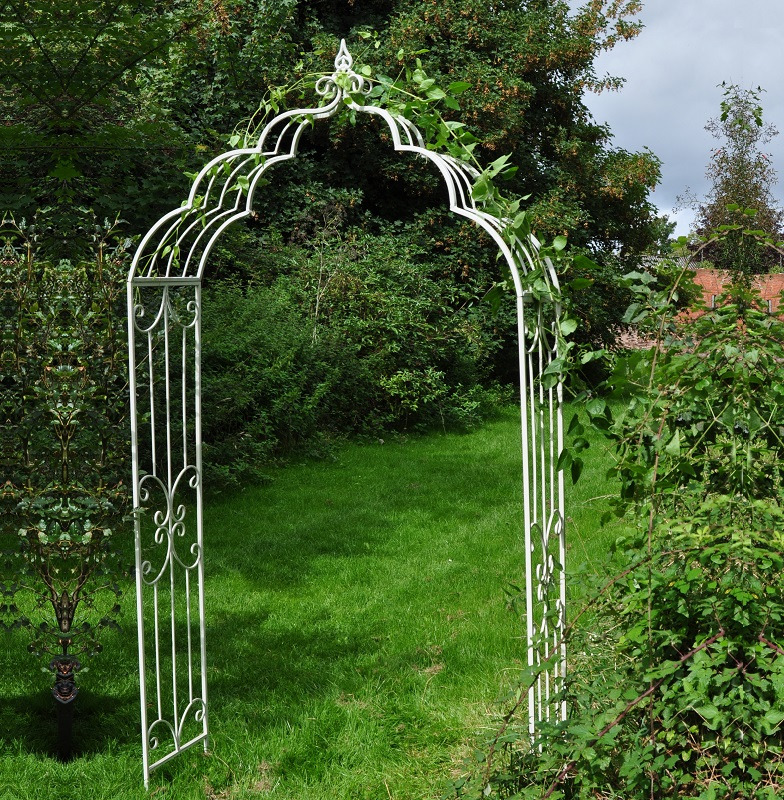 Vintage Metal Rose Arch, Cream - The Garden Facto