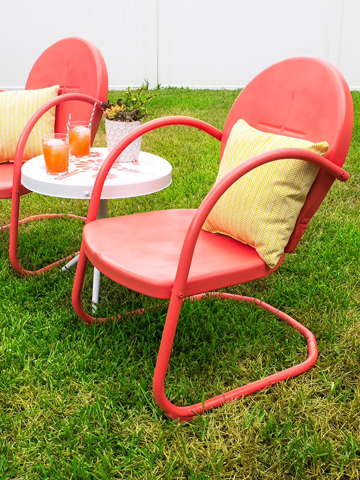 Retro Metal Patio Chair and Table Makeover - Sarah Hear