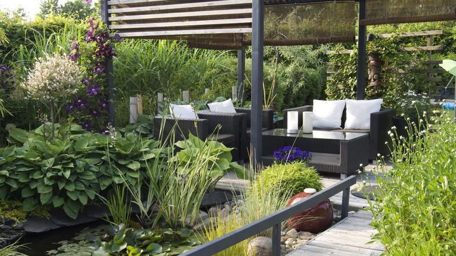 16 Modern Pergola Ideas To Spruce Up Your Yard – Forbes Ho