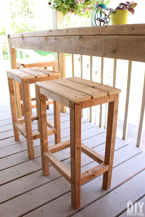 How to build Outdoor Bar Stools - The DIY Dream