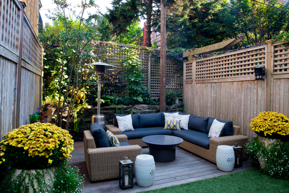 5 Ideas for Outdoor Living Spaces on a Budget - JT Landscapi