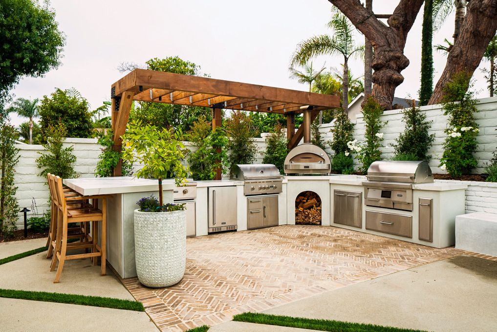 16 Outdoor Kitchen Design Ideas and Pictures - Alfresco Kitchen Styl