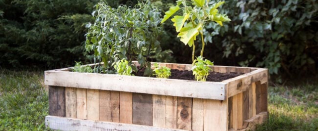 DIY pallet raised garden bed | BLACK+DECK