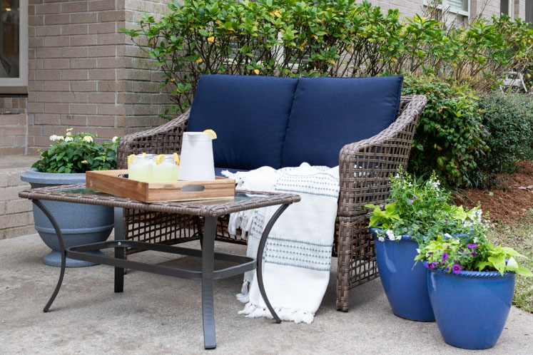 Outdoor Patio Decor Ideas on a Budget | Home Design | Jennifer Mau