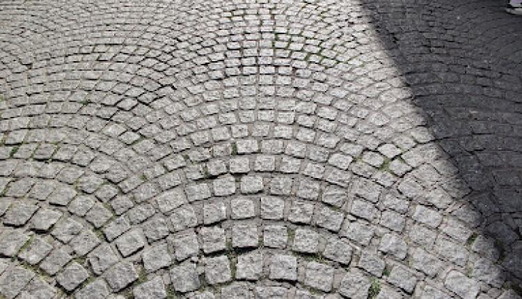 A Guide on Different Types of Stone Pave