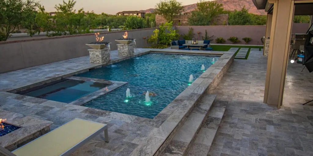 7 Modern Pool Design Elements | Pools by Desi