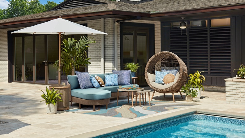 Patio Furniture for Pools: Types, Styles, Materials and Ti