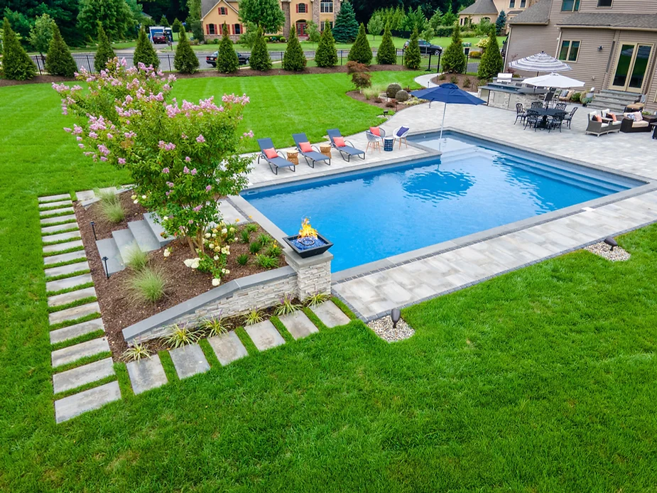 20 Stunning Pool Landscaping Ideas That Fit Your Budget .