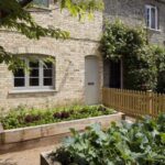 Landscape Design: 10 Gardens Transformed by Raised Beds - Gardenis