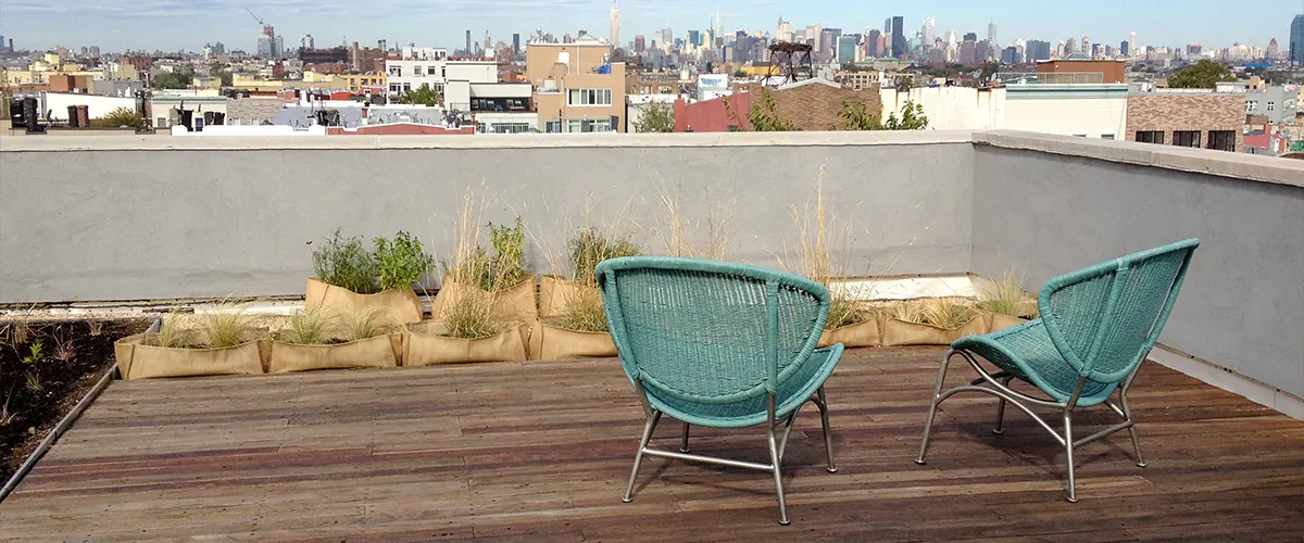 The Pros And Cons Of Rooftop Decks - Deck Br